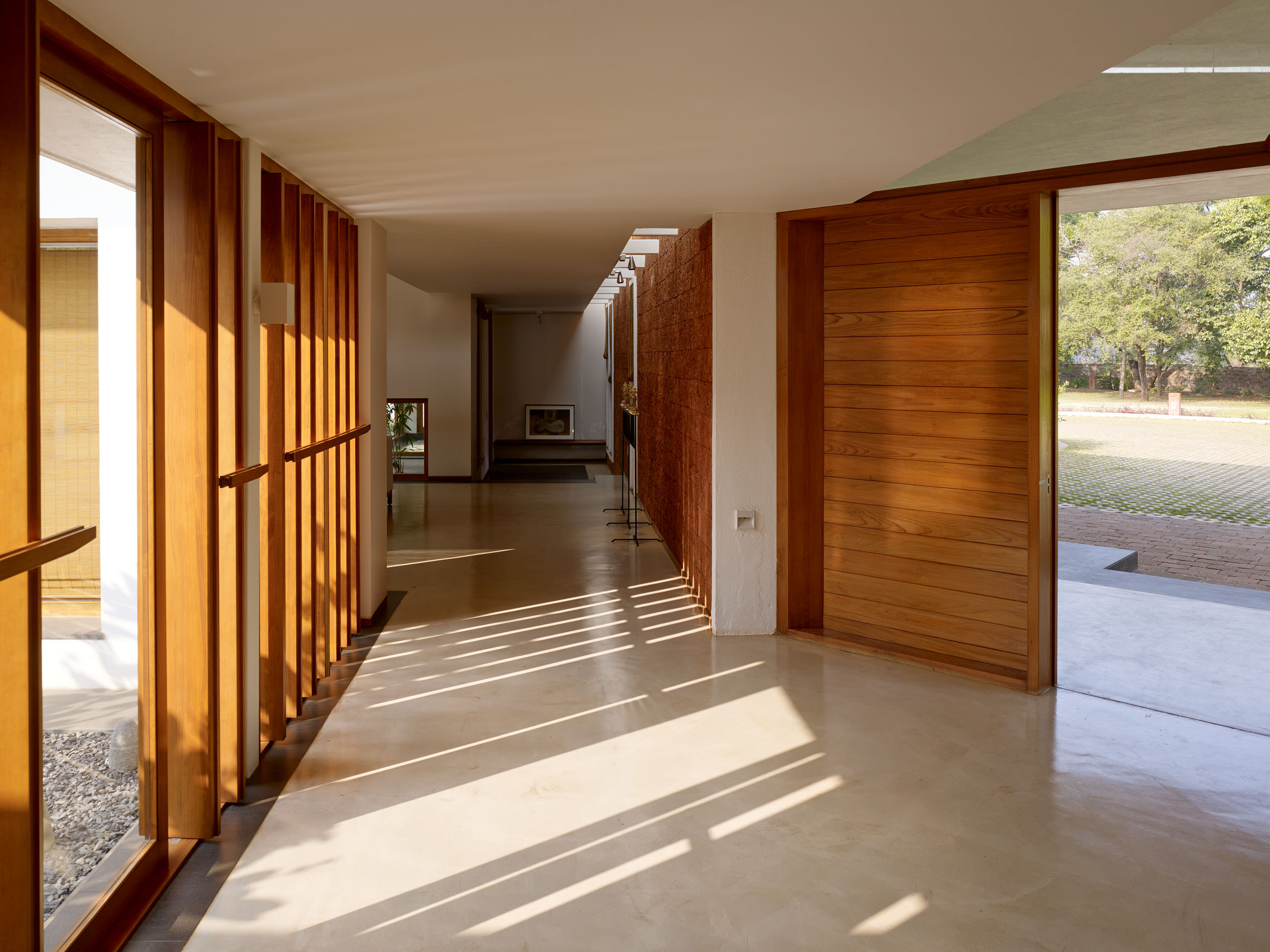 E13430 ALPA 036660 j2560